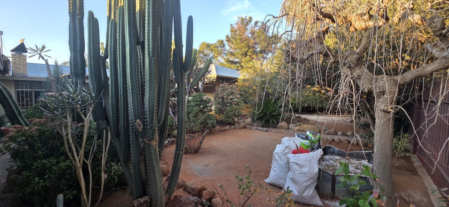 4 Bedroom Property for Sale in Albertynshof Northern Cape